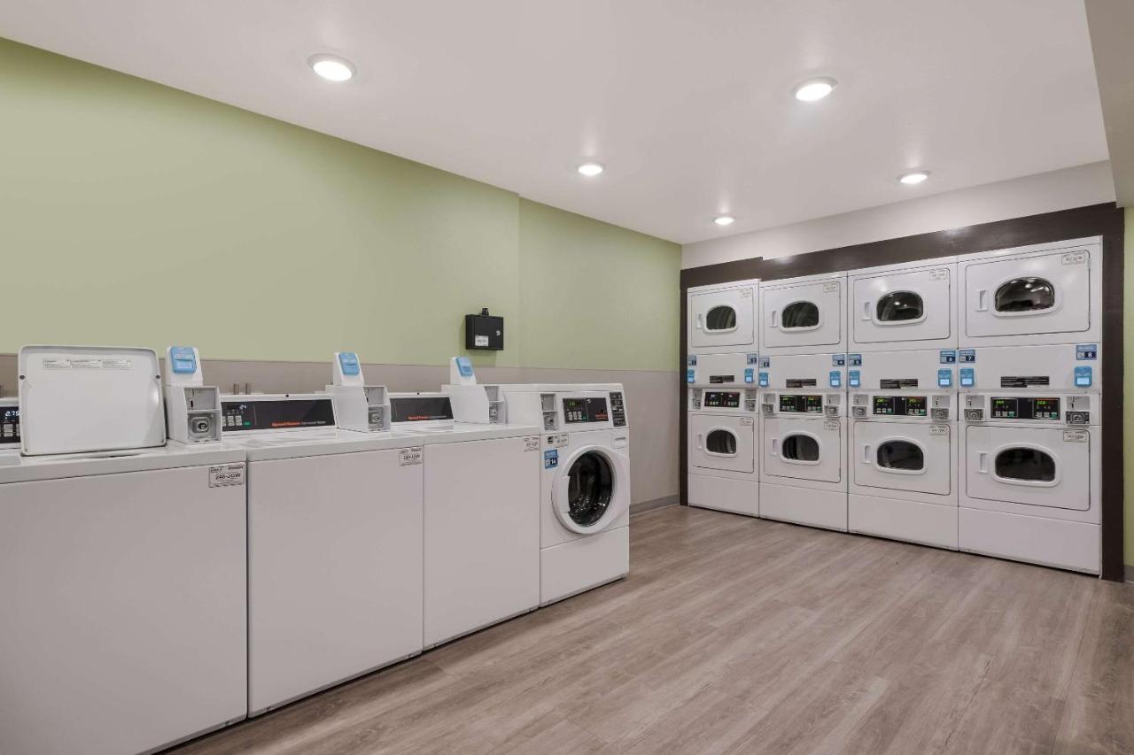Woodspring Suites Phoenix-Deer Valley Esterno foto